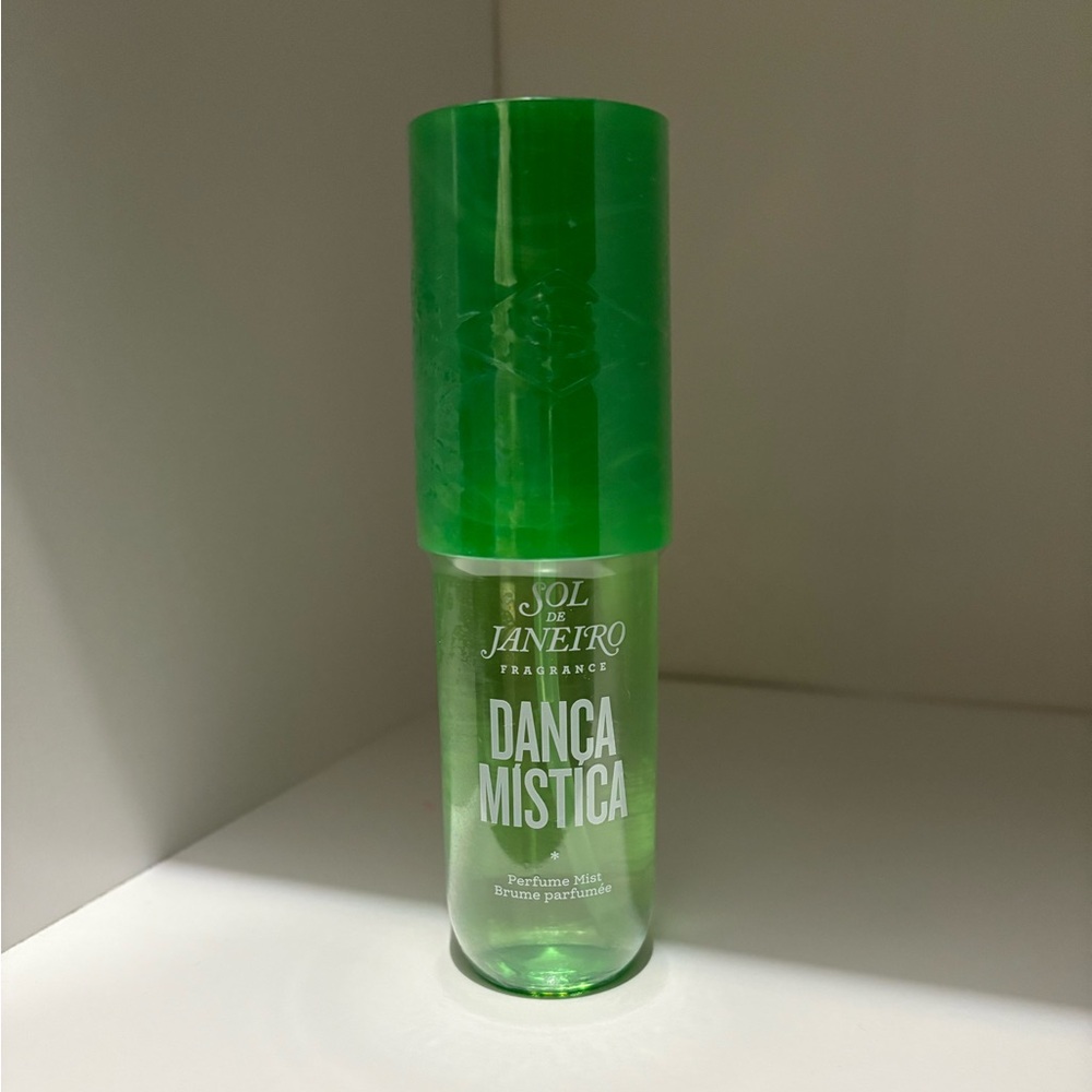 Sol de Janeiro Danca Mistica in Lush Green